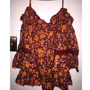 Adorable cold shoulder top with adjustable straps